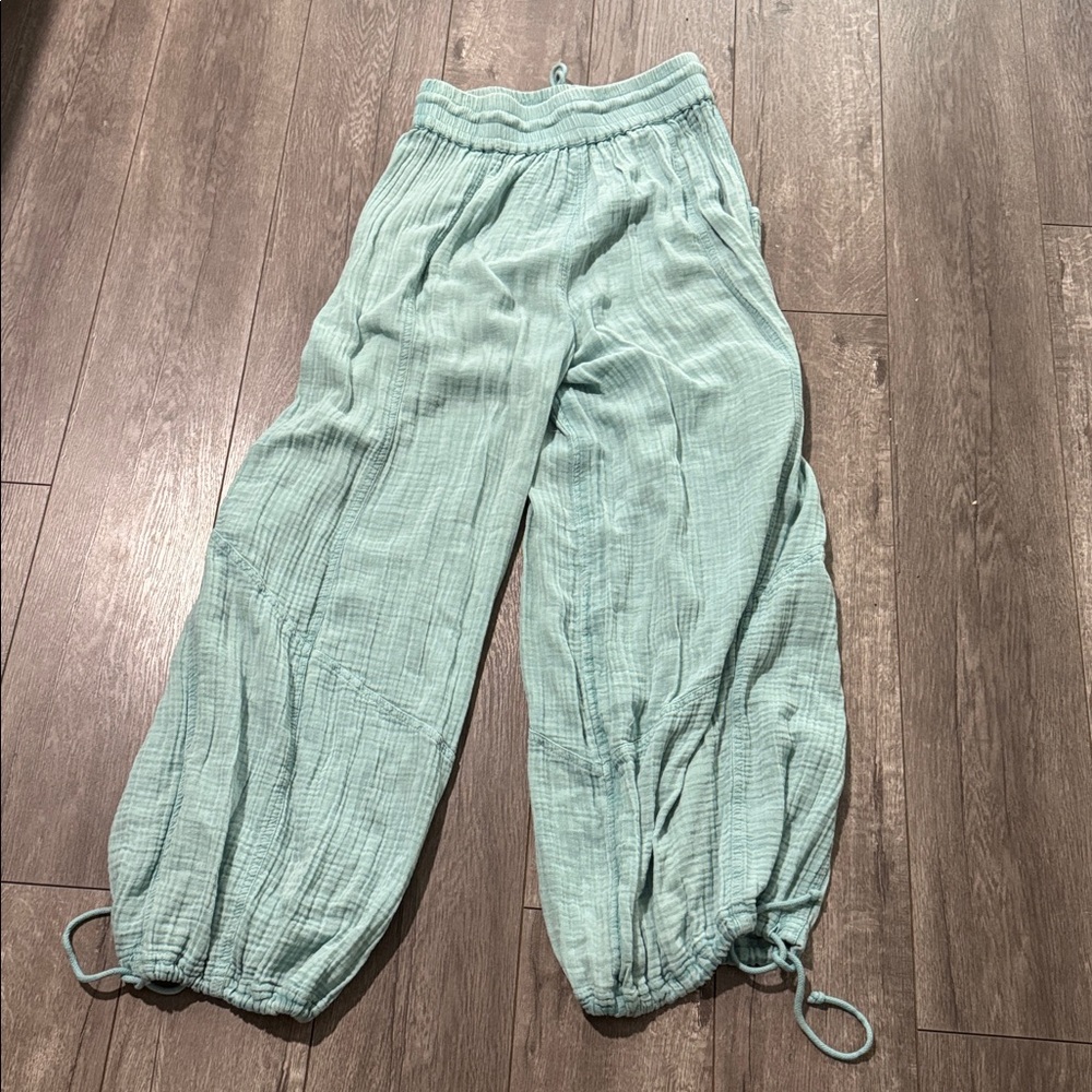 OUT FROM UNDER Cabot Utility Pant In Light Blue S - Picture 5 of 5